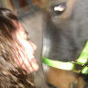 Meet your Posher, Holly